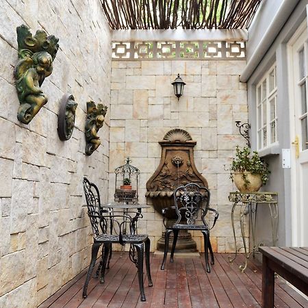 Versailles Self-Catering Wellington Exterior foto