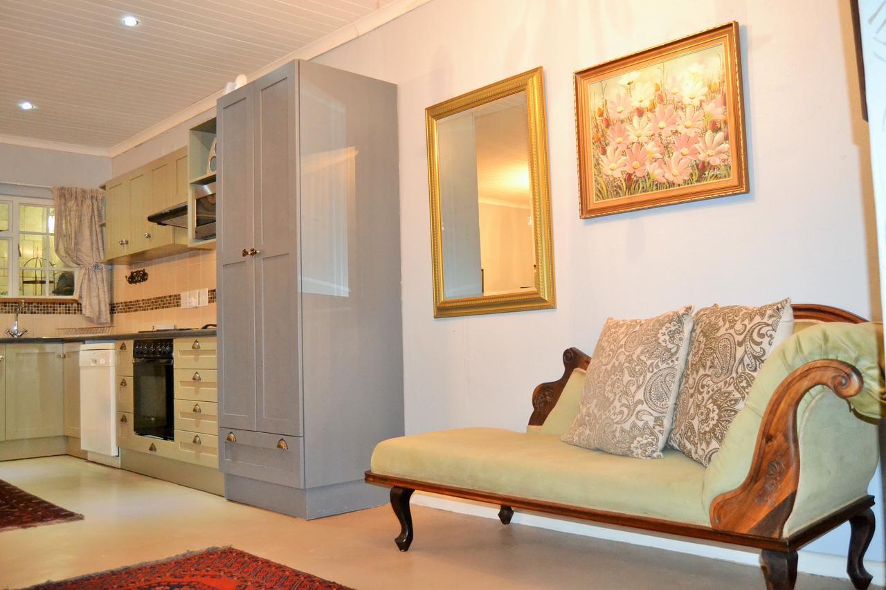 Versailles Self-Catering Wellington Exterior foto